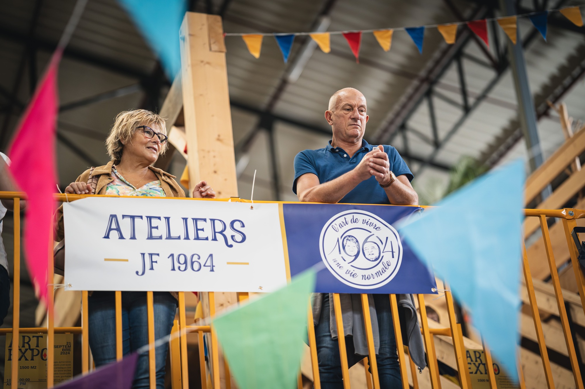 Événement entreprise - photo 72 jf1964 00915 Avec accentuation Bruit